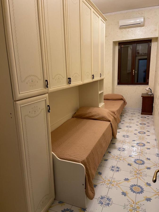 Al Centro Storico Home เนเปิลส์ ภายนอก รูปภาพ